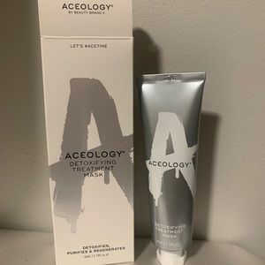 Treatment facial mask. !! Bundle Discount: Buy 3+ items and get 30% off !!